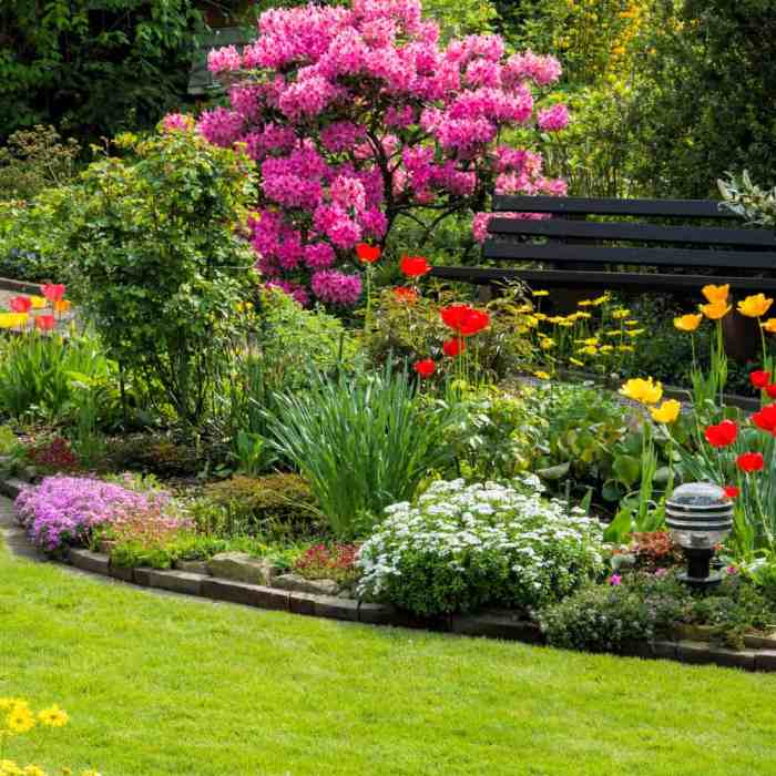 How to Design a Beautiful Garden: 15 Landscaping Ideas for Inspiration