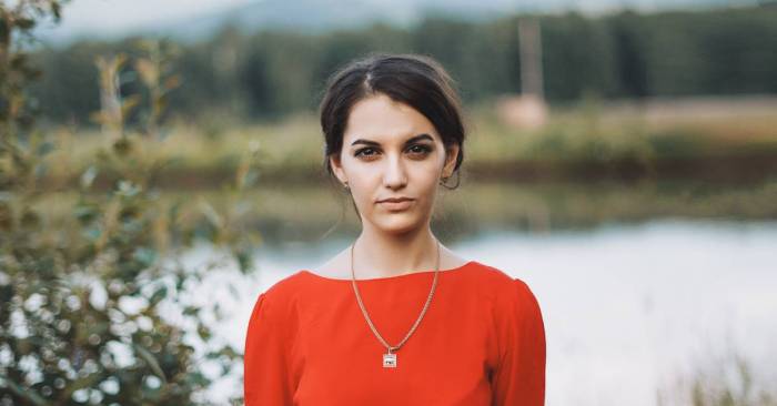 Portrait forest photography portraits lookslikefilm article