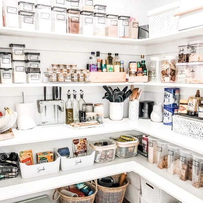 Organizing decluttering declutter organization clutter organize